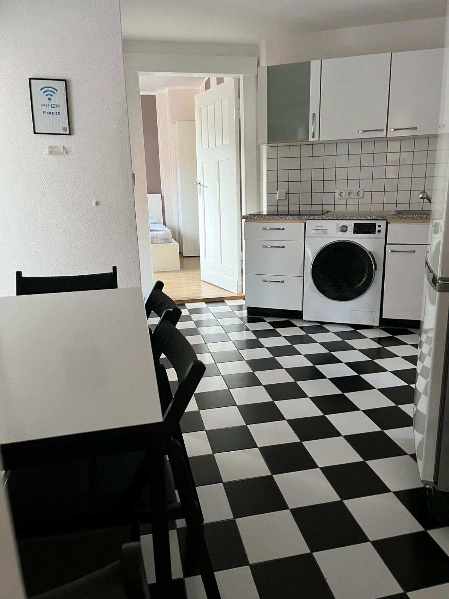 Ela Apartments Берлин Екстериор снимка